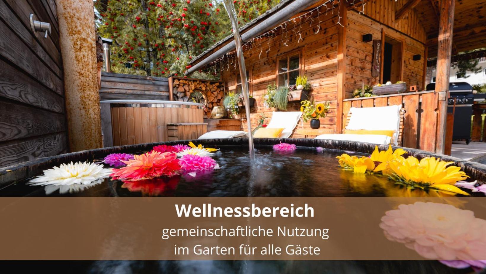Chalet Waldhausl: Luxury Mountain Retreat with Sauna & Whirlpool Heiligenblut Exterior photo